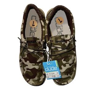 Hey Dude Wally Youth Size 6 7 Camouflage Shoes Boys Slip On Loafers NWT